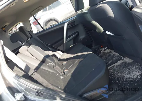 2016 Toyota Rav4 Le z USA, uszkodzony, nr VIN JTMBFREV7GD189846